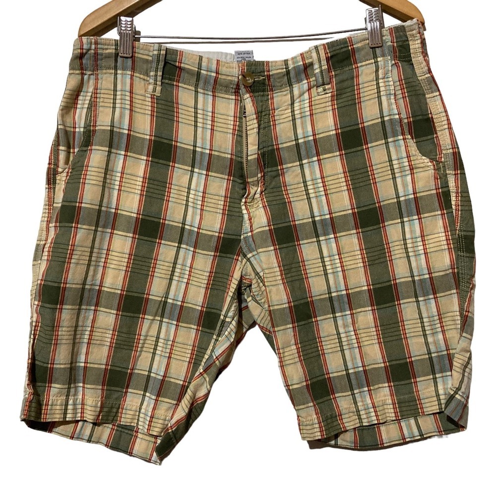 Vintage Men's Old Navy shorts Size 35 Green Colorful Plaid